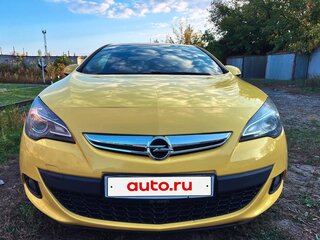 2013 Opel Astra GTC J Рестайлинг, жёлтый, 950000 рублей, вид 2