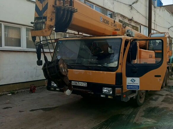 2009 XCMG QY25K, жёлтый, 4866000 рублей