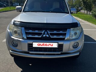 2011 Mitsubishi Pajero IV Рестайлинг 1, серебристый, 1760000 рублей, вид 3