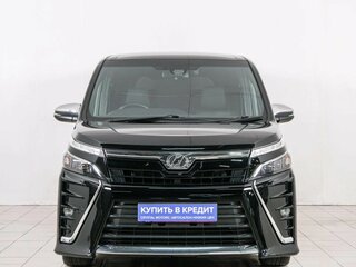 2018 Toyota Voxy III (R80) Рестайлинг, чёрный, 1899000 рублей, вид 2