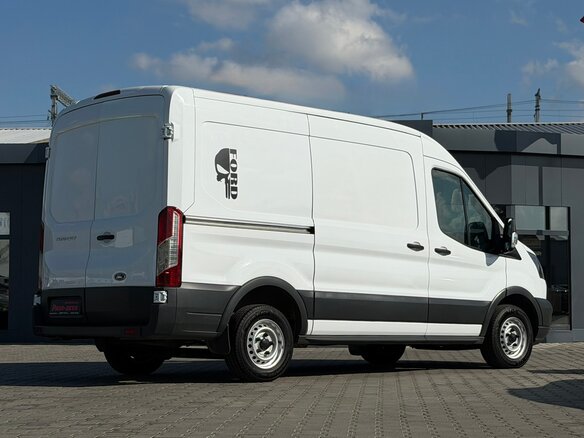 2017 Ford Transit, белый, 1980000 рублей - вид 3