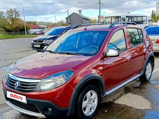 2011 Renault Sandero Stepway I, красный, 525000 рублей, вид 1