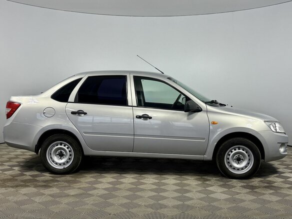 2014 Lada (ВАЗ) Granta I, серебристый, 525000 рублей - вид 8