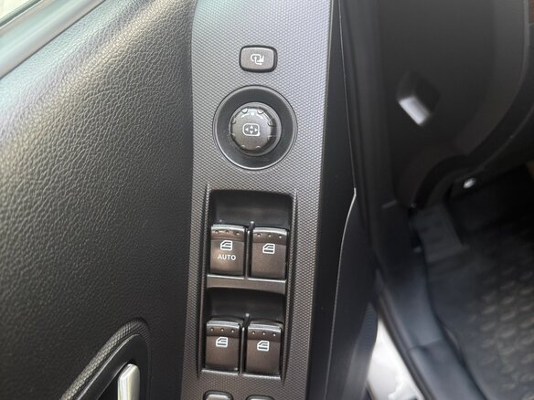 2012 SsangYong Actyon II, серый, 950000 рублей - вид 15