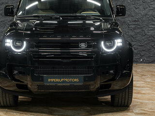 2026 Land Rover Defender 110 II, чёрный, 16890000 рублей, вид 3