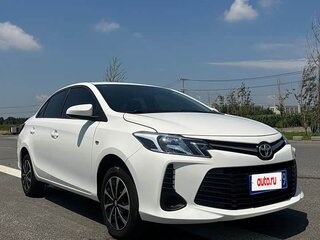 2023 Toyota Vios III Рестайлинг, белый, 1300007 рублей, вид 3