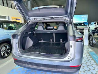 2026 Omoda C7, серый, 3299000 рублей, вид 4