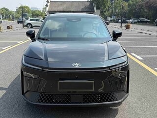 2026 Toyota bZ3X 50 kWh, чёрный, 2240000 рублей, вид 3