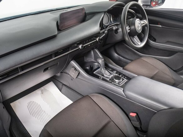 2021 Mazda 3 IV (BP), серый, 1499000 рублей - вид 17