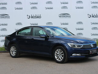2017 Volkswagen Passat B8, синий, 1450000 рублей, вид 3