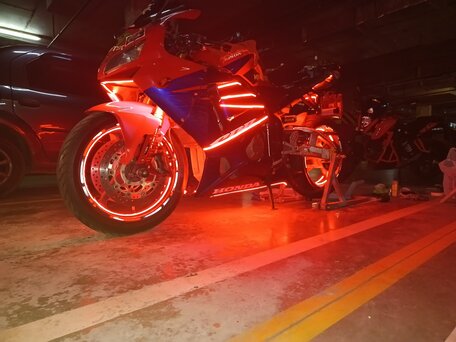 2005 Honda CBR 600RR, красный, 700000 рублей, вид 4