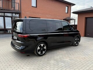 2024 Volkswagen Multivan Long T7, чёрный, 7890000 рублей, вид 2
