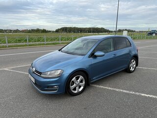 2014 Volkswagen Golf VII, голубой, 1380000 рублей, вид 1