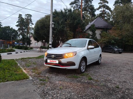 2023 Lada (ВАЗ) Granta I Рестайлинг, белый, 839000 рублей, вид 2