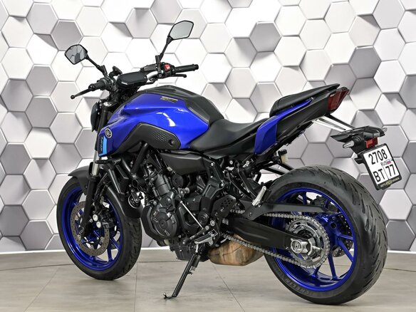 2023 Yamaha MT-07 (FZ-07), синий, 899000 рублей - вид 7