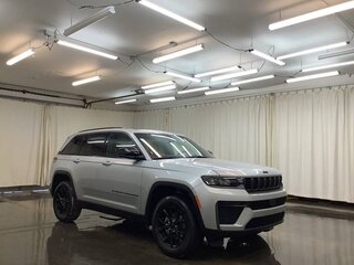 2026 Jeep Grand Cherokee V (WL) Рестайлинг, серебристый, 6693898 рублей, вид 4
