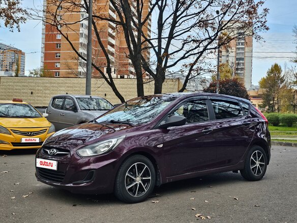 2013 Hyundai Solaris I, фиолетовый, 640000 рублей - вид 12