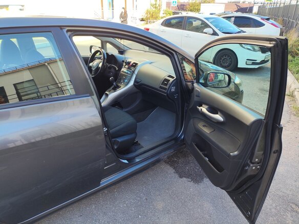 2008 Toyota Auris I, серый, 410000 рублей - вид 13