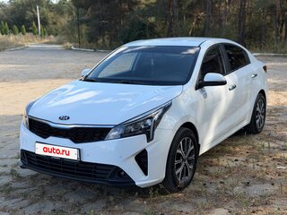 2020 Kia Rio IV Рестайлинг, белый, 1799999 рублей, вид 1