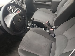 2009 Kia Rio II Рестайлинг, чёрный, 530000 рублей, вид 5