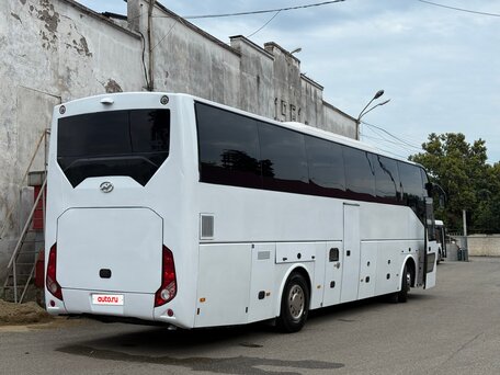2019 Higer KLQ 6128, белый, 6650000 рублей, вид 5