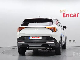 2025 Kia Sportage V Рестайлинг, белый, 2750000 рублей, вид 4