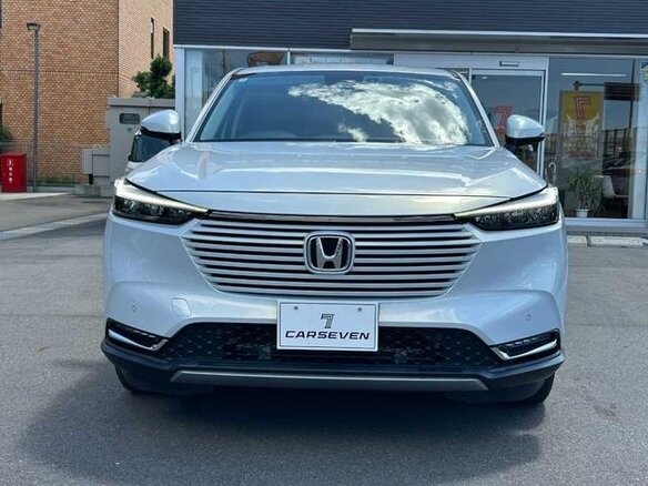 2022 Honda Vezel II, белый, 1720000 рублей - вид 1