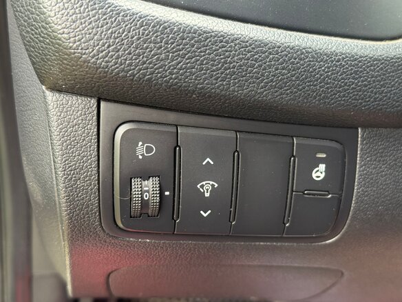 2013 Kia Ceed II, серебристый, 950000 рублей - вид 4