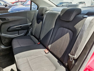 2014 Chevrolet Aveo II, красный, 349000 рублей, вид 5