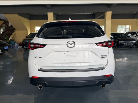 2023 Mazda CX-5 II Рестайлинг, белый - вид 4