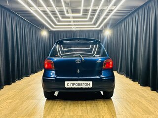2003 Toyota Vitz I (P10), синий, 499999 рублей, вид 5