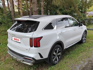 2023 Kia Sorento IV, белый, 4000000 рублей, вид 3