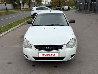 2017 Lada (ВАЗ) Priora I Рестайлинг, белый, 500000 рублей, вид 1
