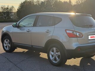 2013 Nissan Qashqai I Рестайлинг, серебристый, 1350000 рублей, вид 5
