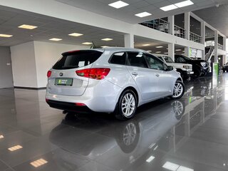 2016 Kia Ceed II Рестайлинг, серебристый, 1315000 рублей, вид 2