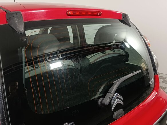 2011 Citroen C1 I Рестайлинг, красный - вид 17