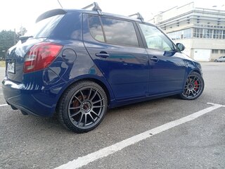 2011 Skoda Fabia II Рестайлинг, синий, 670000 рублей, вид 4