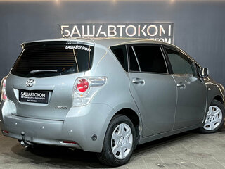 2012 Toyota Verso I, серый, 999000 рублей, вид 4