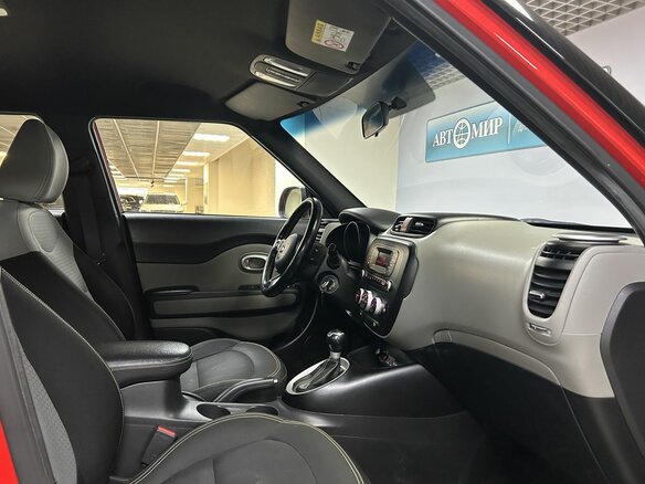 2014 Kia Soul II, красный - вид 13