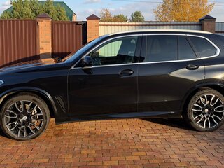 2022 BMW X5 30d IV (G05/G18), чёрный, 6750000 рублей, вид 4