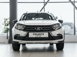 2026 Lada (ВАЗ) Granta Cross I Рестайлинг, белый, 1245000 рублей, вид 2