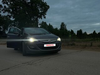 2013 Opel Astra J Рестайлинг, серый, 560000 рублей, вид 5