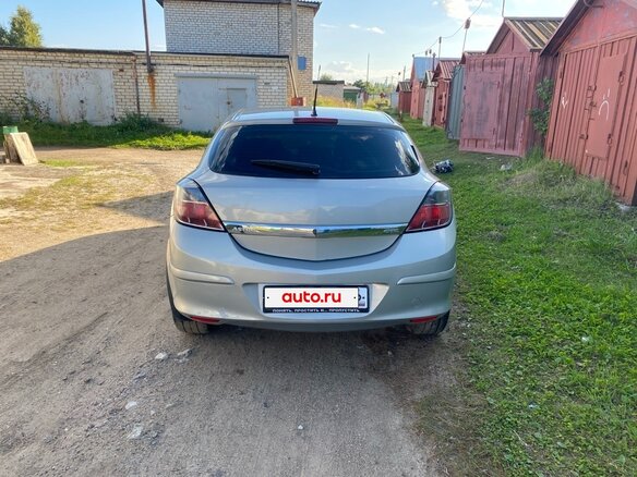 2008 Opel Astra GTC H Рестайлинг, бежевый, 410000 рублей - вид 3