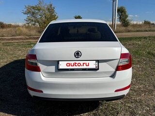 2015 Skoda Octavia III (A7), белый, 1099000 рублей, вид 3