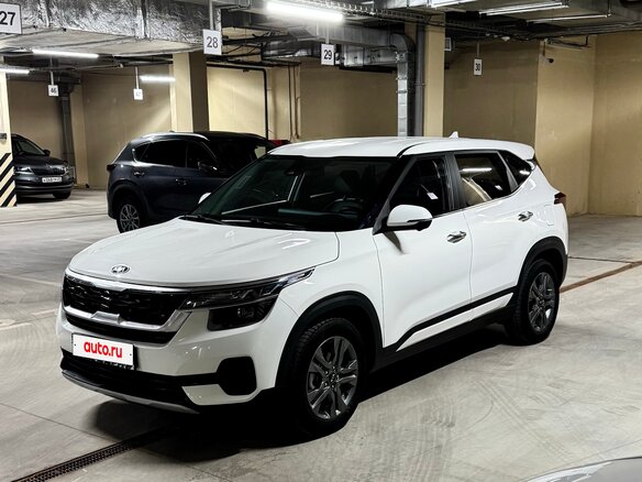 2020 Kia KX3, белый