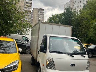 2008 Kia Bongo, белый, 650000 рублей, вид 1