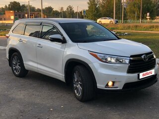 2015 Toyota Highlander III (XU50), белый, 3400000 рублей, вид 2