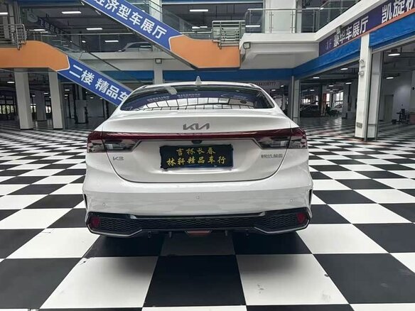 2023 Kia K3 II (China Market) Рестайлинг, белый, 1150055 рублей - вид 4