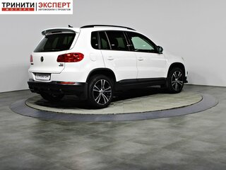 2013 Volkswagen Tiguan I Рестайлинг, белый, 1097000 рублей, вид 5