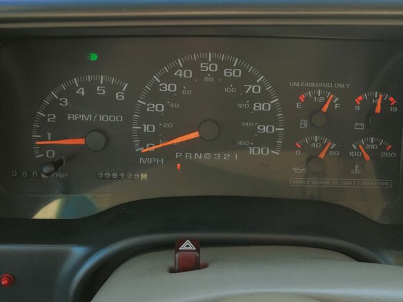 1997 GMC Suburban, чёрный, 6000000 рублей - вид 11